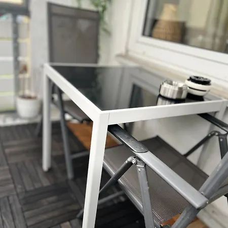 Dortmunder Erdgeschoss-luxusloft Mit Grossen Balkon, Netflix Und 250 Mbytes Highspeed Wifi *