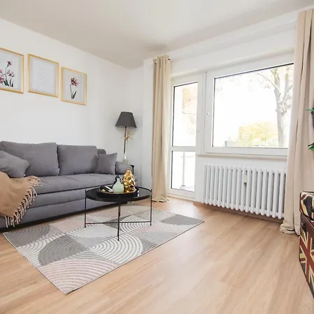 Dortmunder Erdgeschoss-luxusloft Mit Grossen Balkon, Netflix Und 250 Mbytes Highspeed Wifi Apartment Wilhelmshohe