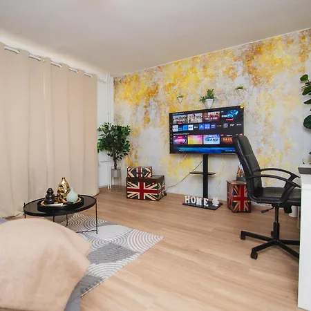 Apartment Dortmunder Erdgeschoss-luxusloft Mit Grossen Balkon, Netflix Und 250 Mbytes Highspeed Wifi